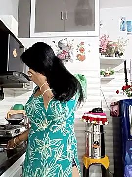 Best-Couple online show from July 2026 01:39:02 AM