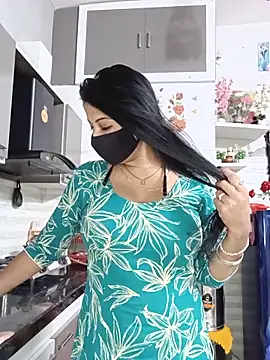 Best-Couple online show from June 2026 02:35:02 AM