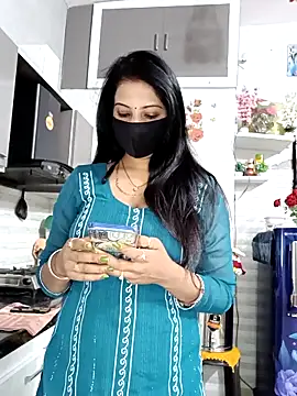 Best-Couple online show from April 2026 03:56:01 AM