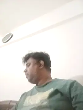 jemes21in online show from December 2025 07:48:02 PM