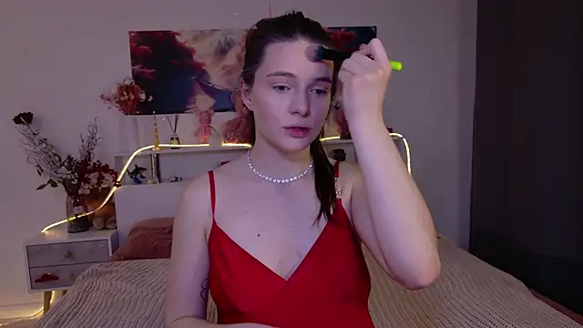 Nellie Medina online show from February 2026 03:35:02 PM