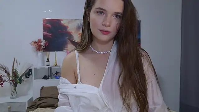 Nellie Medina online show from October 2025 06:51:01 PM