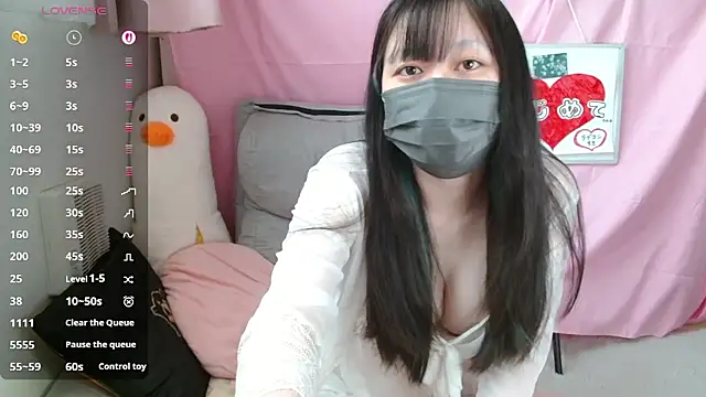pipimi khaos online show from April 2026 03:46:02 AM