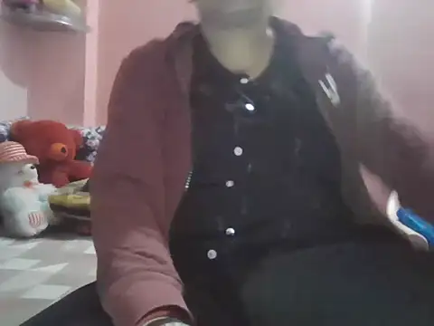 Hot-shanvi online show from November 2025 03:32:01 AM