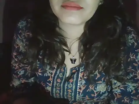 Hot-shanvi online show from December 2025 03:03:01 PM