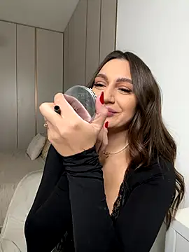 claraxjoyy online show from December 2025 05:17:02 AM