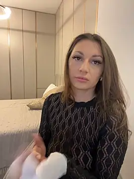 claraxjoyy online show from September 2025 04:34:02 AM