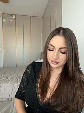 claraxjoyy online show from October 2025 05:50:01 AM