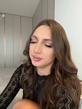 claraxjoyy online show from September 2025 04:35:02 AM
