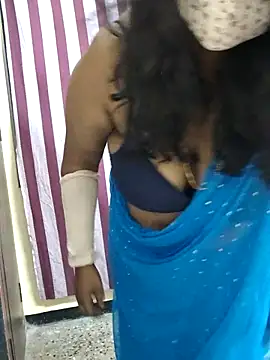 Rathi22 online show from February 2026 03:23:02 PM