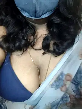 Snapshot of Rathi22 chatting on July 2026 02:11:02 AM Rathi22 online show from July 2026 02:11:02 AM