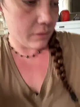 Snapshot of bjayburn chatting on January 2025 06:41:02 PM bjayburn online show from January 2025 06:41:02 PM