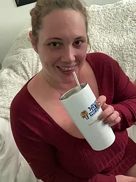 Snapshot of bjayburn chatting on January 2025 08:11:02 PM bjayburn online show from January 2025 08:11:02 PM