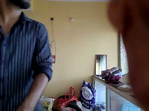 Arav1234a online show from October 2025 06:57:01 AM