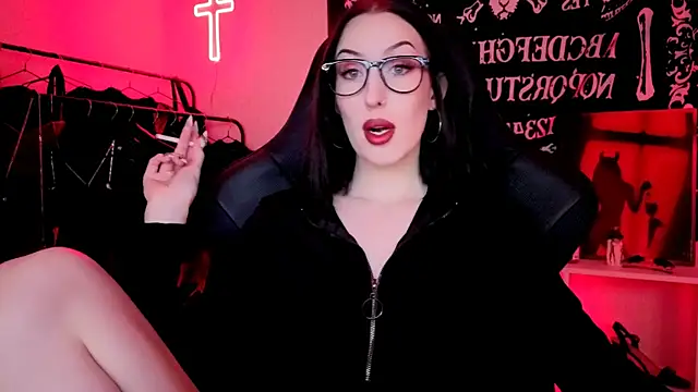 Snapshot of Miss_Alice__ chatting on May 2026 12:17:02 AM Miss Alice online show from May 2026 12:17:02 AM