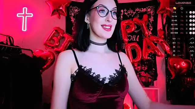 Miss Alice   online show from November 2025 01:21:01 AM