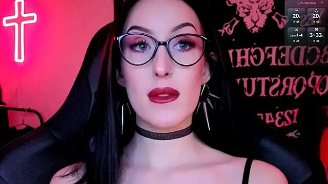 Miss Alice   online show from April 2026 11:39:01 PM