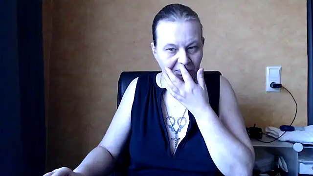 Sweet Phoenix online show from January 2025 12:27:02 PM