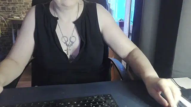 Sweet Phoenix online show from October 2025 05:39:01 AM