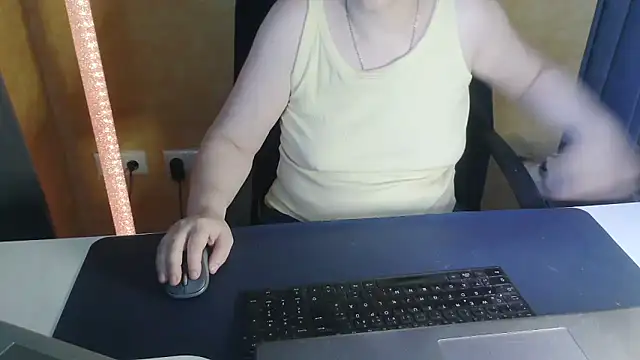 Sweet Phoenix online show from June 2026 07:42:01 AM
