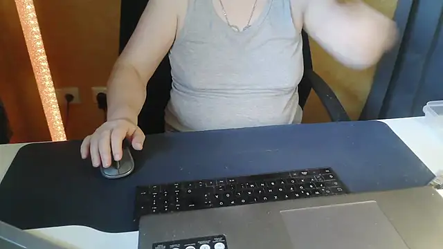 Sweet Phoenix online show from June 2026 01:17:02 PM