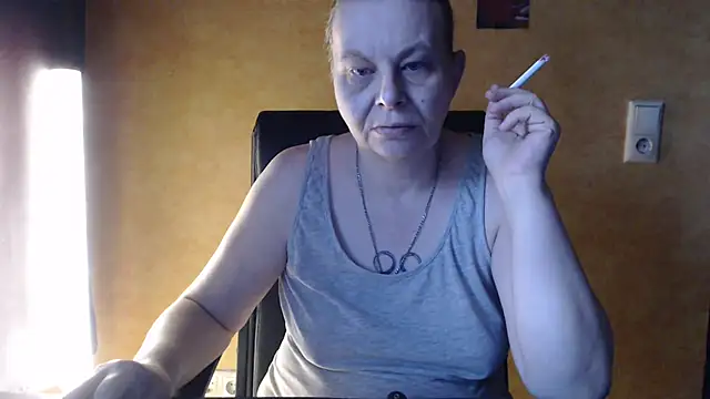 Sweet Phoenix online show from September 2025 04:52:02 AM