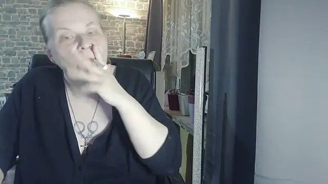 Sweet Phoenix online show from October 2025 05:02:01 PM