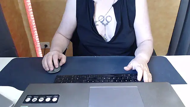 Sweet Phoenix online show from June 2026 08:30:02 AM