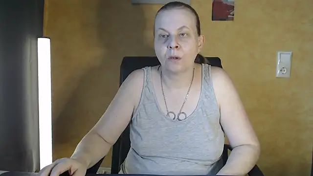 Sweet Phoenix online show from October 2025 07:21:01 AM