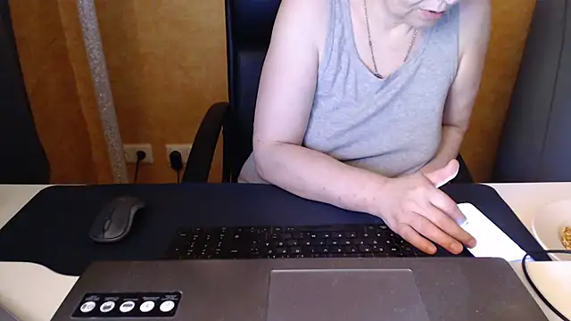 Sweet Phoenix online show from May 2026 08:23:01 AM