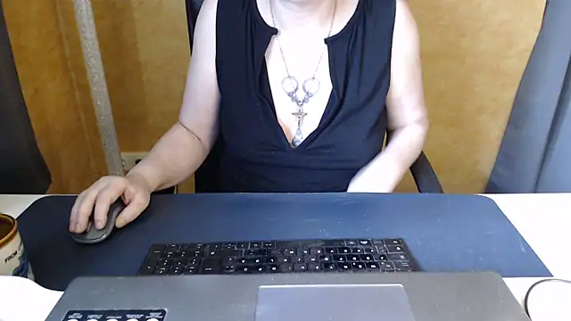 Sweet Phoenix online show from May 2026 06:01:02 AM