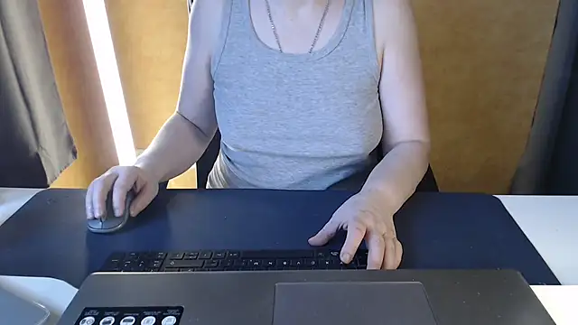 Sweet Phoenix online show from March 2026 07:44:01 AM