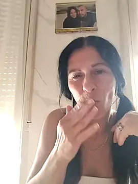 Snapshot of SEXYMIKY87 chatting on May 2026 01:26:01 PM SEXYMIKY87 online show from May 2026 01:26:01 PM