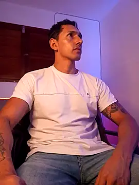 Snapshot of Joylopez_fit chatting on February 2026 06:29:02 PM Joylopez fit online show from February 2026 06:29:02 PM