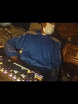 dominatingblacklove online show from December 2025 04:23:02 PM