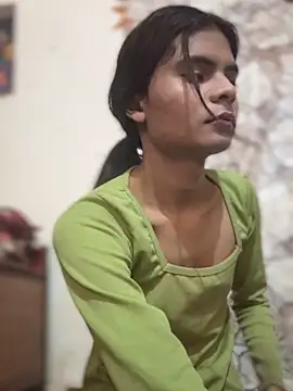 Enna Zarza  online show from June 2026 06:08:01 AM
