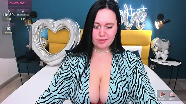 GloriaBates online show from February 2025 12:41:01 AM