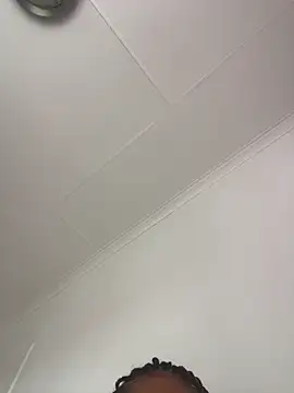 Thando04 online show from February 2026 12:05:01 PM