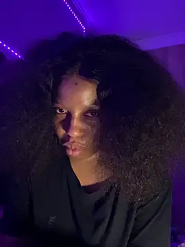 Thando04 online show from April 2026 09:59:02 PM