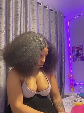 Thando04 online show from April 2026 11:52:01 PM