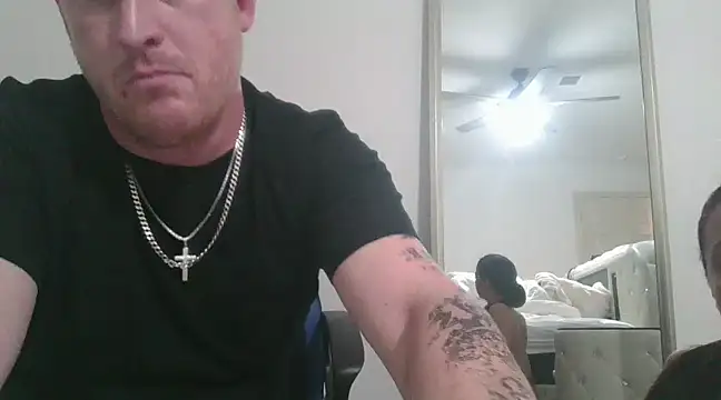 Snapshot of HuactuaQueen chatting on December 2024 09:39:01 AM HuactuaQueen online show from December 2024 09:39:01 AM