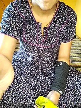 Snapshot of lovelygirl4567 chatting on March 2025 05:29:02 AM lovelygirl4567 online show from March 2025 05:29:02 AM
