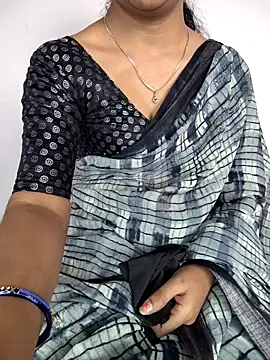 lovelygirl4567 online show from March 2026 07:48:02 AM