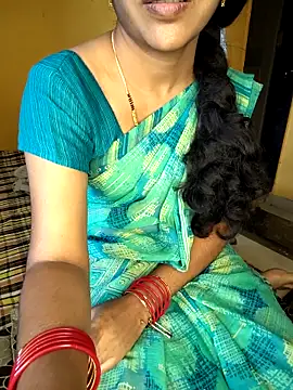 Snapshot of lovelygirl4567 chatting on September 2025 07:04:01 AM lovelygirl4567 online show from September 2025 07:04:01 AM