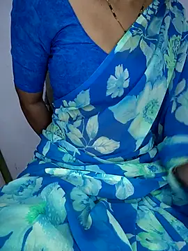 Snapshot of lovelygirl4567 chatting on July 2026 03:42:02 PM lovelygirl4567 online show from July 2026 03:42:02 PM