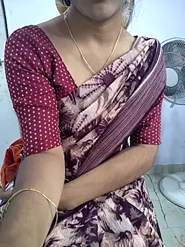 lovelygirl4567 online show from October 2025 06:55:01 AM