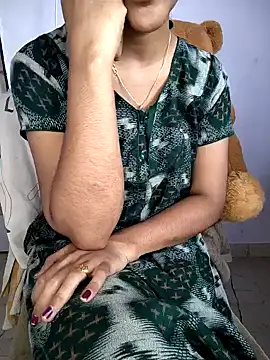 lovelygirl4567 online show from November 2025 07:30:01 AM