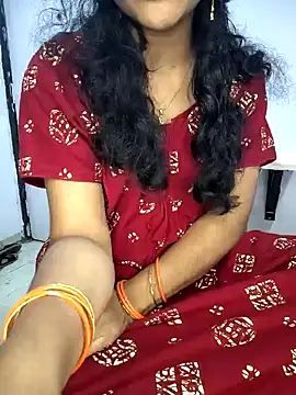 lovelygirl4567 online show from November 2025 03:15:01 PM