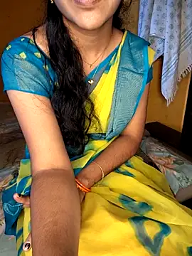 Snapshot of lovelygirl4567 chatting on October 2025 06:04:01 AM lovelygirl4567 online show from October 2025 06:04:01 AM