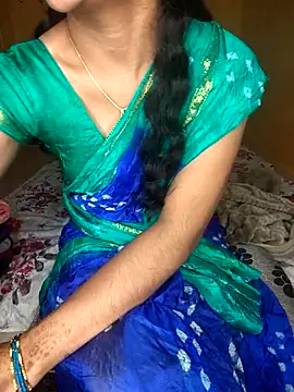 lovelygirl4567 online show from October 2025 06:18:01 PM